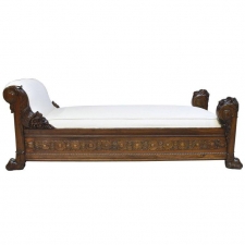 18th Century French Directoire Daybed in Carved Mahogany