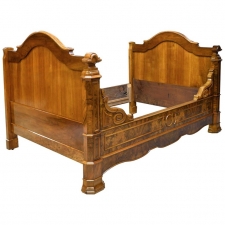 French Louis Philippe Daybed in Figured Walnut, circa 1835