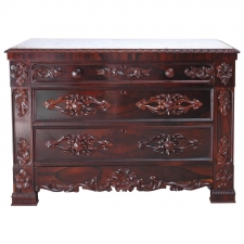 19th Century American Victorian Chest of Drawers in Rosewood with Marble Top
