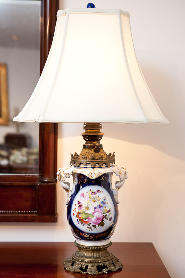 antique porcelain table lamps