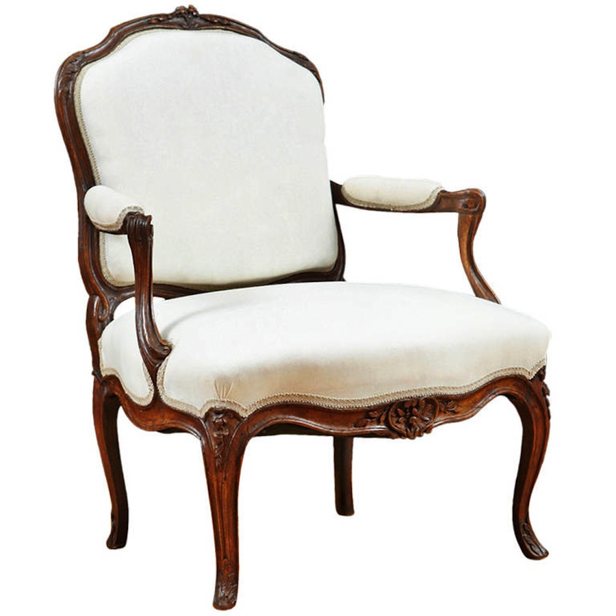 alliantie Correspondentie Bot Antique French Louis XV Fauteuil a la Reine, c. 1760 - Bonnin Ashley  Antiques, Miami, FL