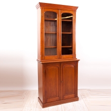 Antique English Bookcase in Mahogany, c. 1880