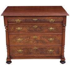 19th Century Chest of Drawers in Figured Walnut