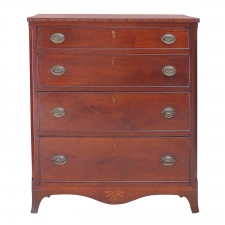 Hepplewhite Chest of Drawers or Bureau in Mahogany, circa 1800