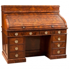 Napoleon III Pedestal Desk in Bookmatched West Indies Mahogany, circa 1860