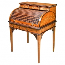 American Gilded Age Hepplewhite-Style Writing Desk in Satinwood with Marquetry, circa 1890